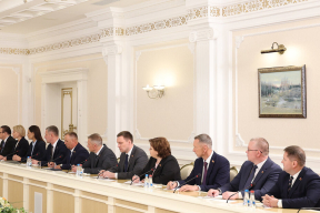 Лукашенко публично признал дефицит кадров в «вертикали»