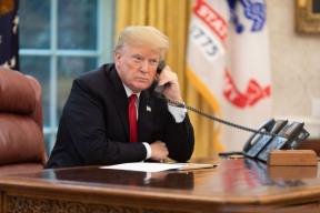 Война. 16 октября. Трамп два часа говорил с Путиным по телефону — они определили место встречи: «Большой шаг вперед». Зеленский прибыл в США